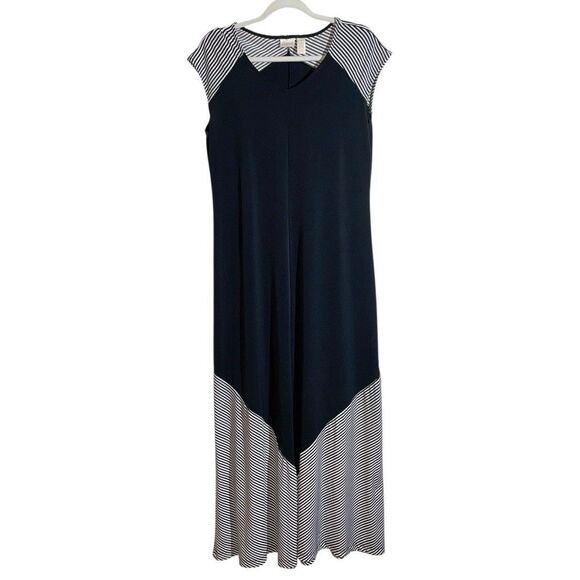 Chicos Blocked Striped Maxi Dress Black and White Pull Over V Neck Size 1 Medium - Picture 1 of 15